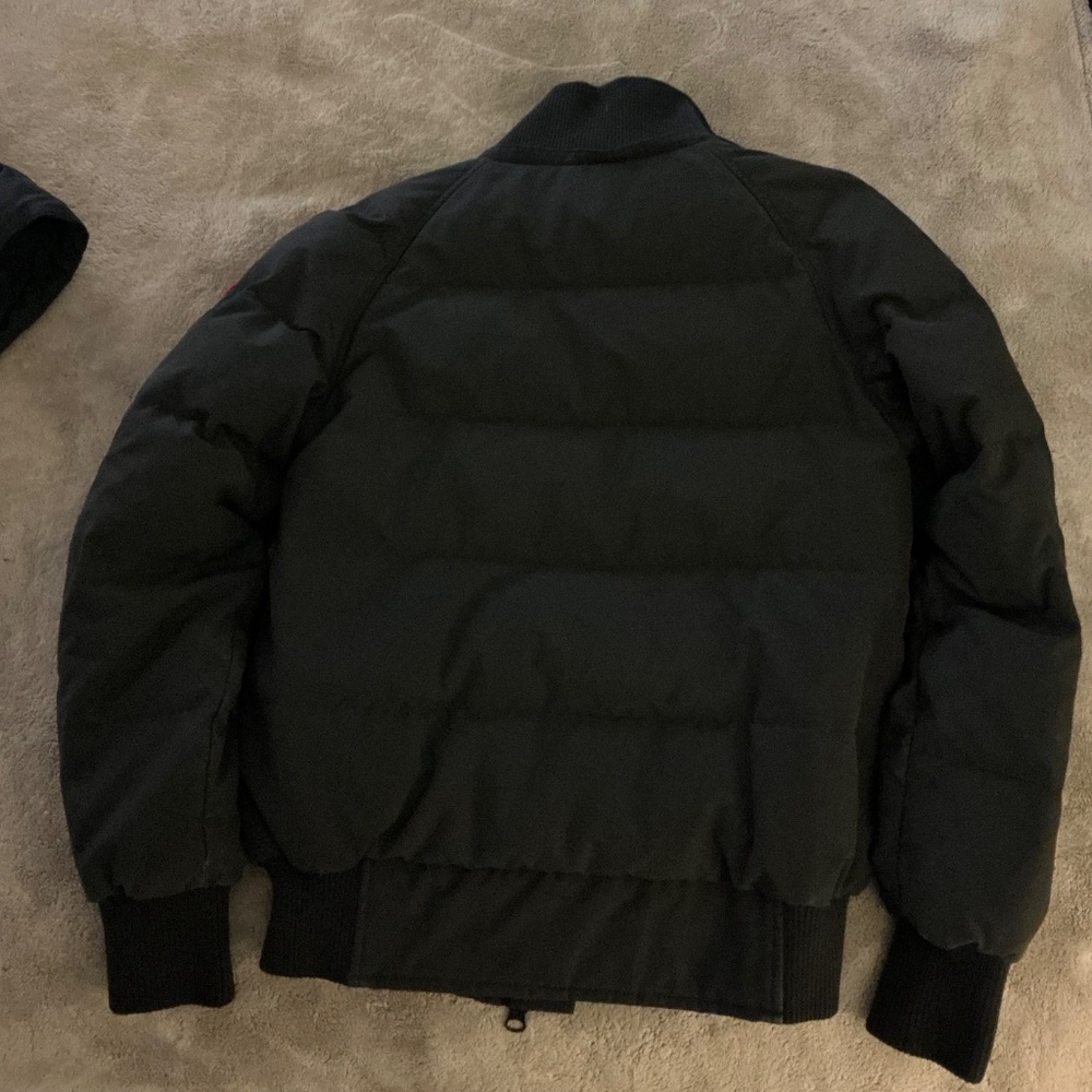 Canada Goose Women Black Bomber Down Jacket - Picture 9 of 16